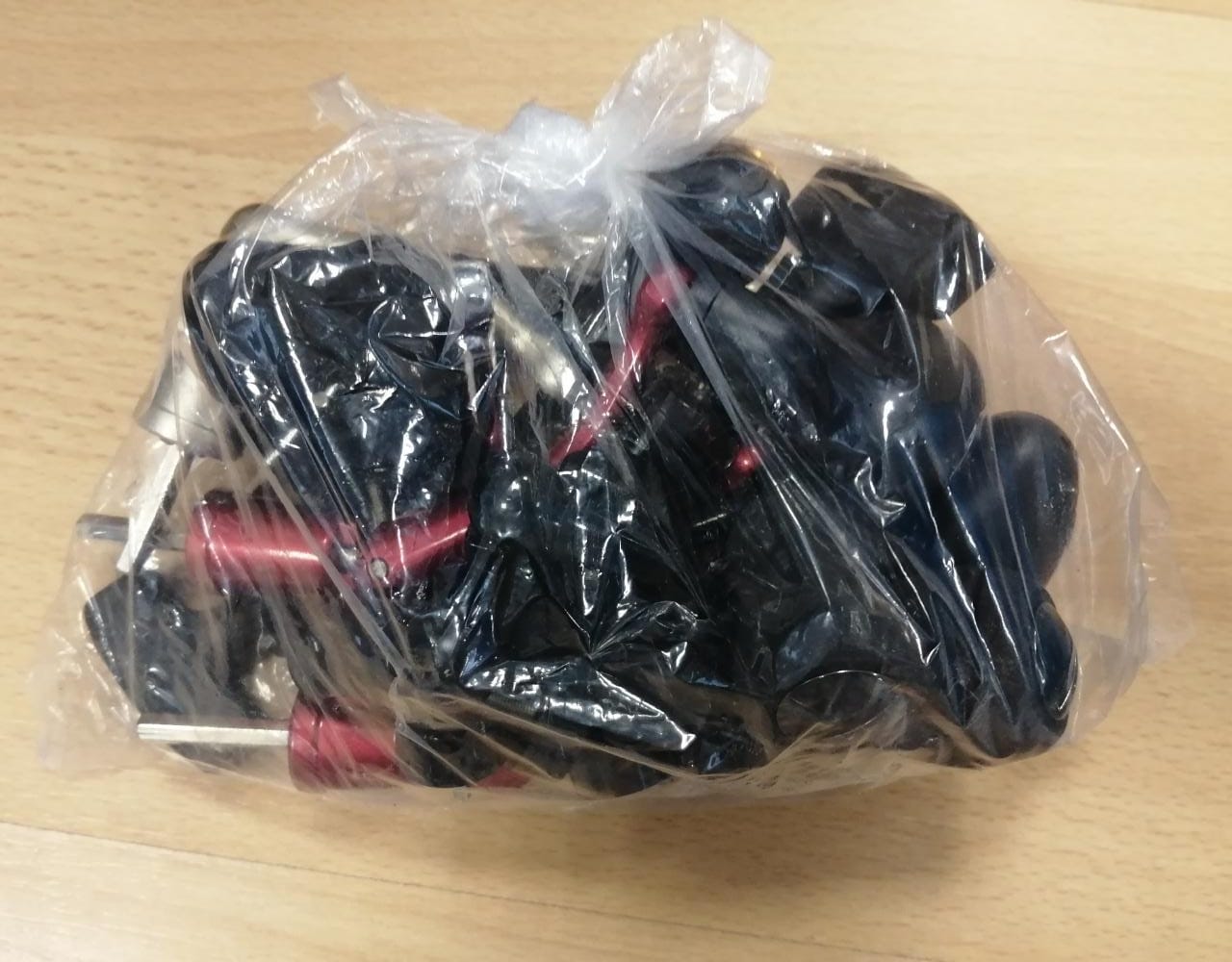 Ручка для катушки (Condor. Kyoda), металл, на кнопке, в ассорт., 10 шт. Ручка для катушки (Condor. Kyoda), металл, на кнопке, в ассорт., 10 шт.