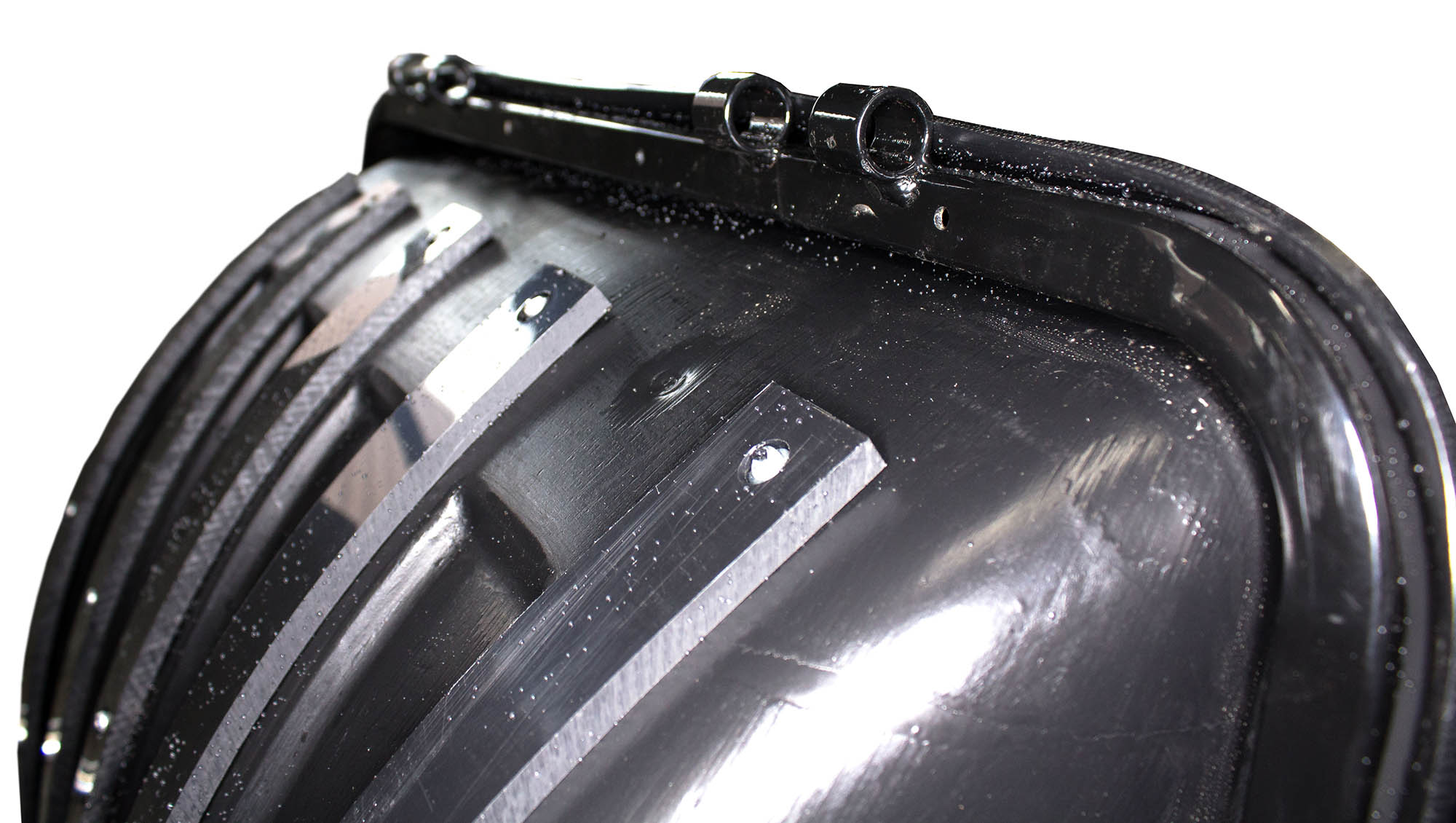 Сани рыбацкие С-6 с обвязкой и накладками (1430x730x250) Сани рыбацкие С-6 с обвязкой и накладками (1430x730x250)