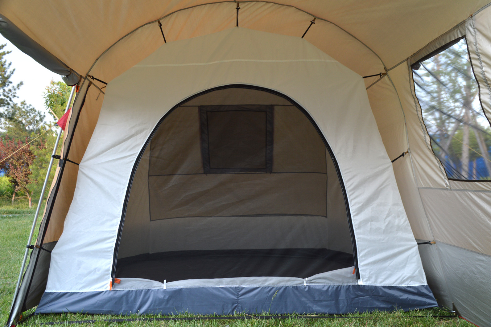 Палатка Condor, ART-1915, 4-мест, размер (240+265) x 260 x h195, вес 12 кг Палатка Condor, ART-1915, 4-мест, размер (240+265) x 260 x h195, вес 12 кг