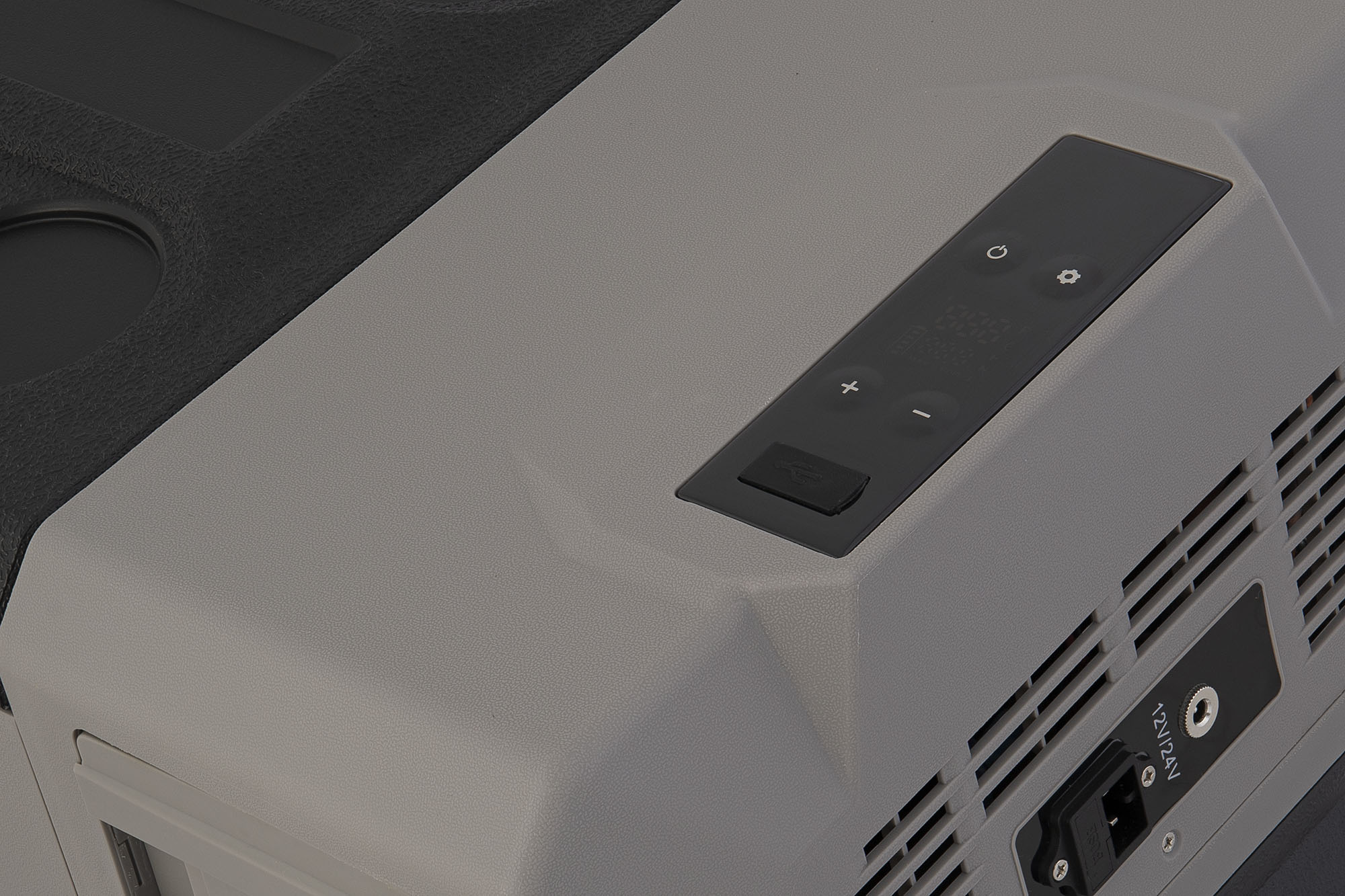 Автохолодильник Kyoda CX40WH-E, однокамерный, объем 40 л, вес 14,0 кг Автохолодильник Kyoda CX40WH-E, однокамерный, объем 40 л, вес 14,0 кг