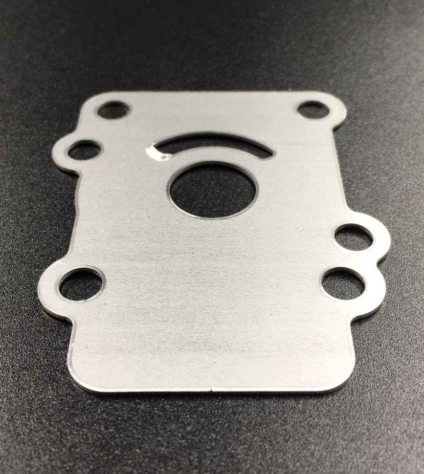 Пластина помпы Yamaha 9.9/15HP 63V-44323-H