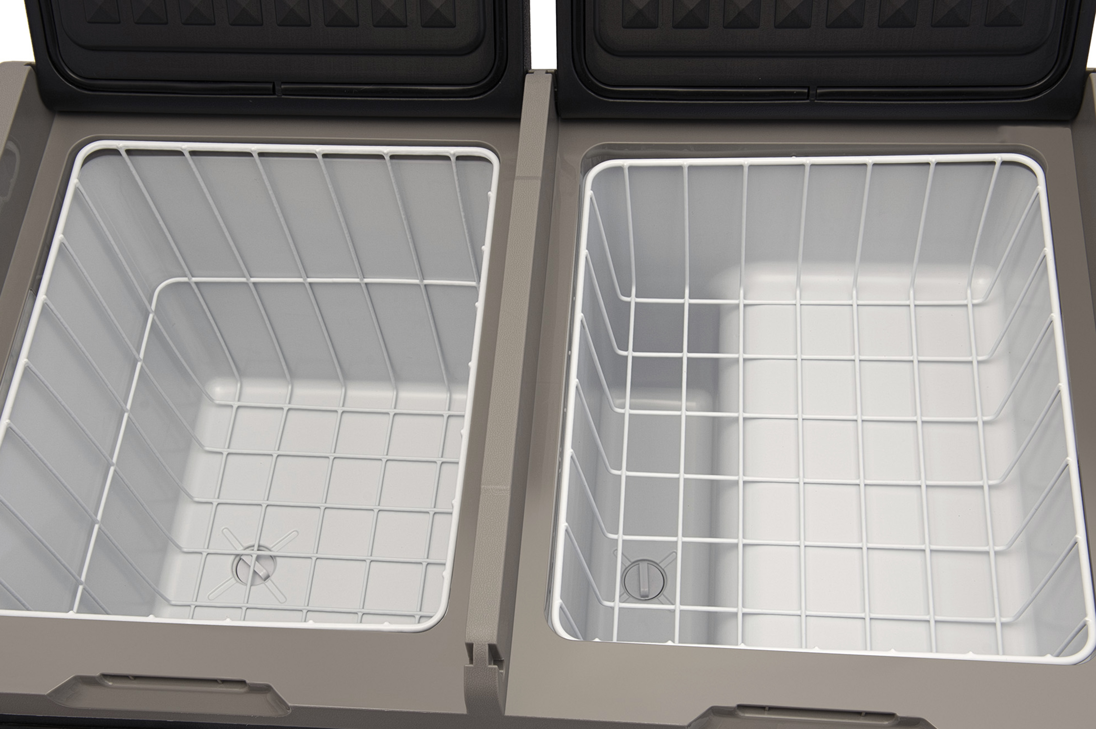 Автохолодильник Kyoda TW75WH-E NEW, двухкамерный, объем 75 л, вес 24 кг Автохолодильник Kyoda TW75WH-E NEW, двухкамерный, объем 75 л, вес 24 кг