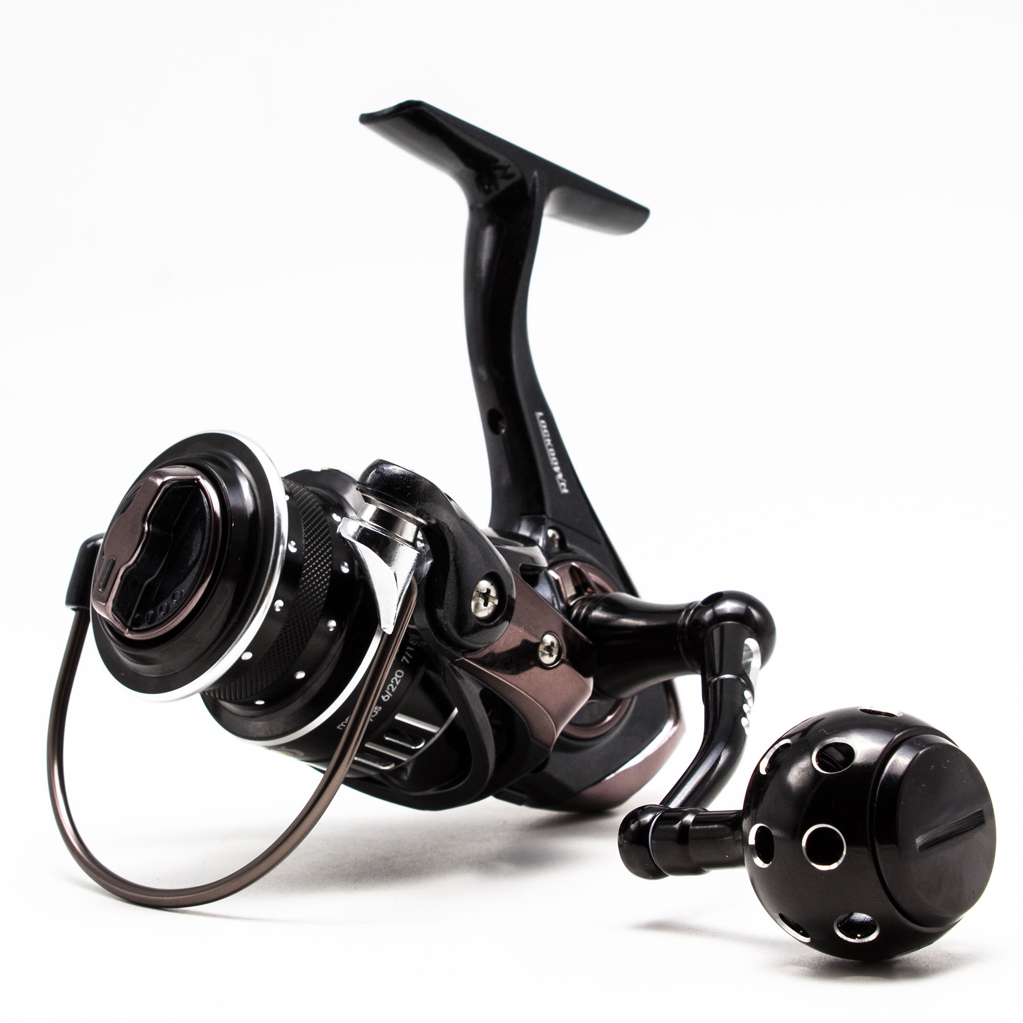 Катушка KYODA "Lockdown" 3000, 10+1 подшипн., передний фрикцион, запасная шпуля Катушка KYODA "Lockdown" 3000, 10+1 подшипн., передний фрикцион, запасная шпуля