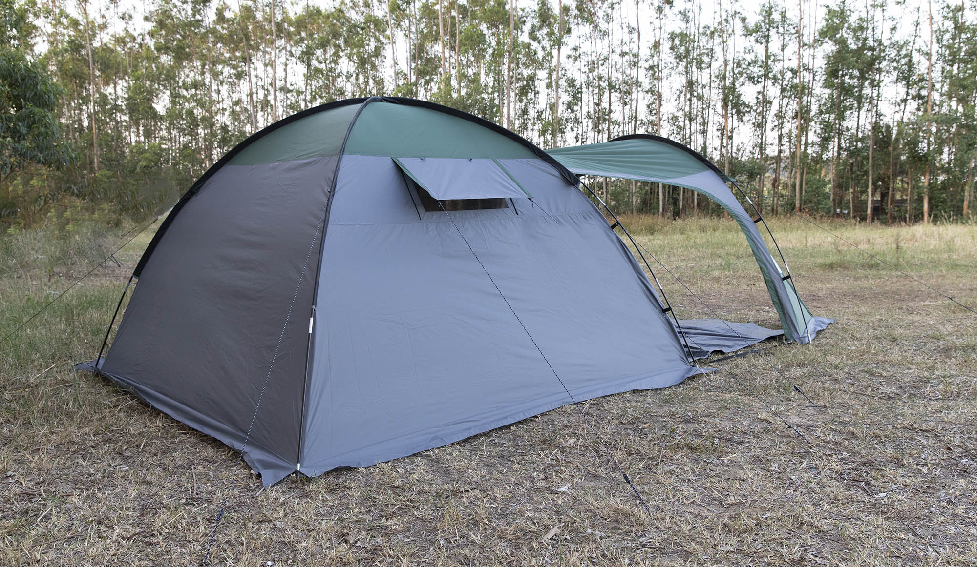 Палатка KYODA F033 размер 450х250х175 см, 6 мест Палатка KYODA F033 размер 450х250х175 см, 6 мест