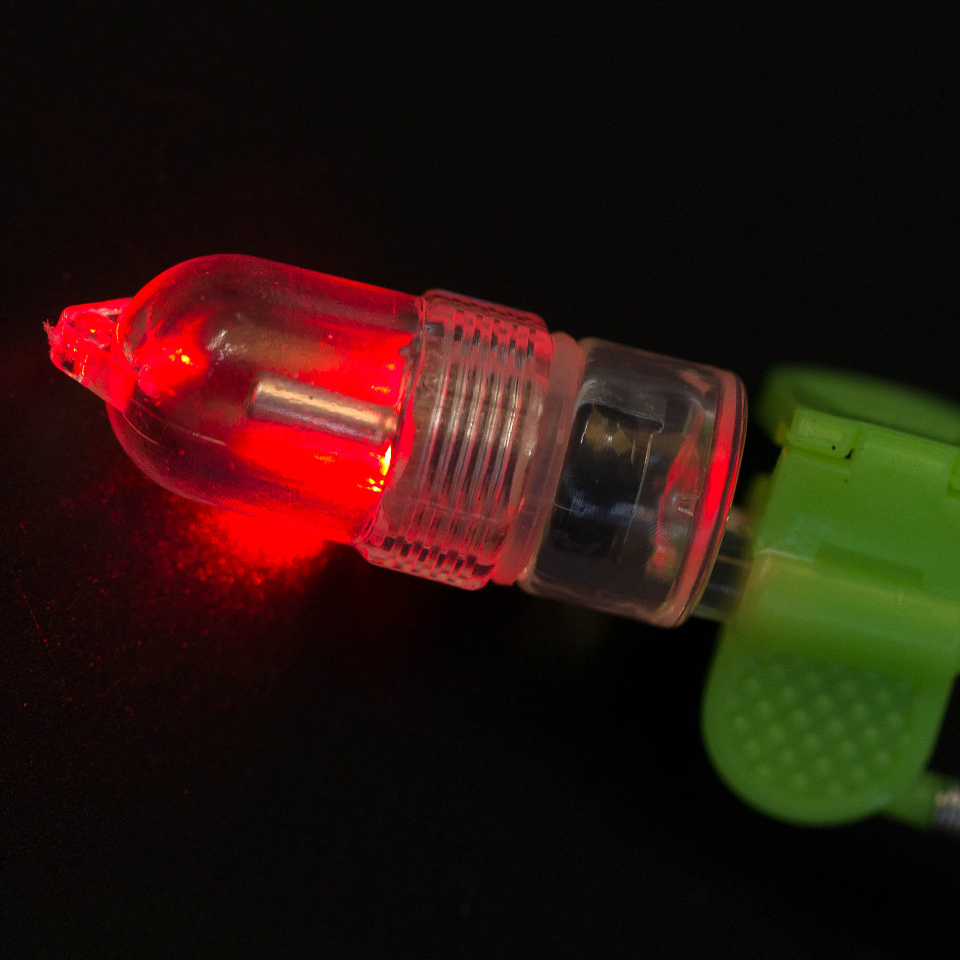 Бубенчик с пластиковым зажимом, двойной со светлячком (1 шт) блистер Бубенчик с пластиковым зажимом, двойной со светлячком (1 шт) блистер