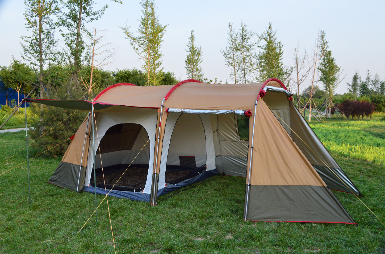 Палатка Condor, ART-1915, 4-мест, размер (240+265) x 260 x h195, вес 12 кг Палатка Condor, ART-1915, 4-мест, размер (240+265) x 260 x h195, вес 12 кг