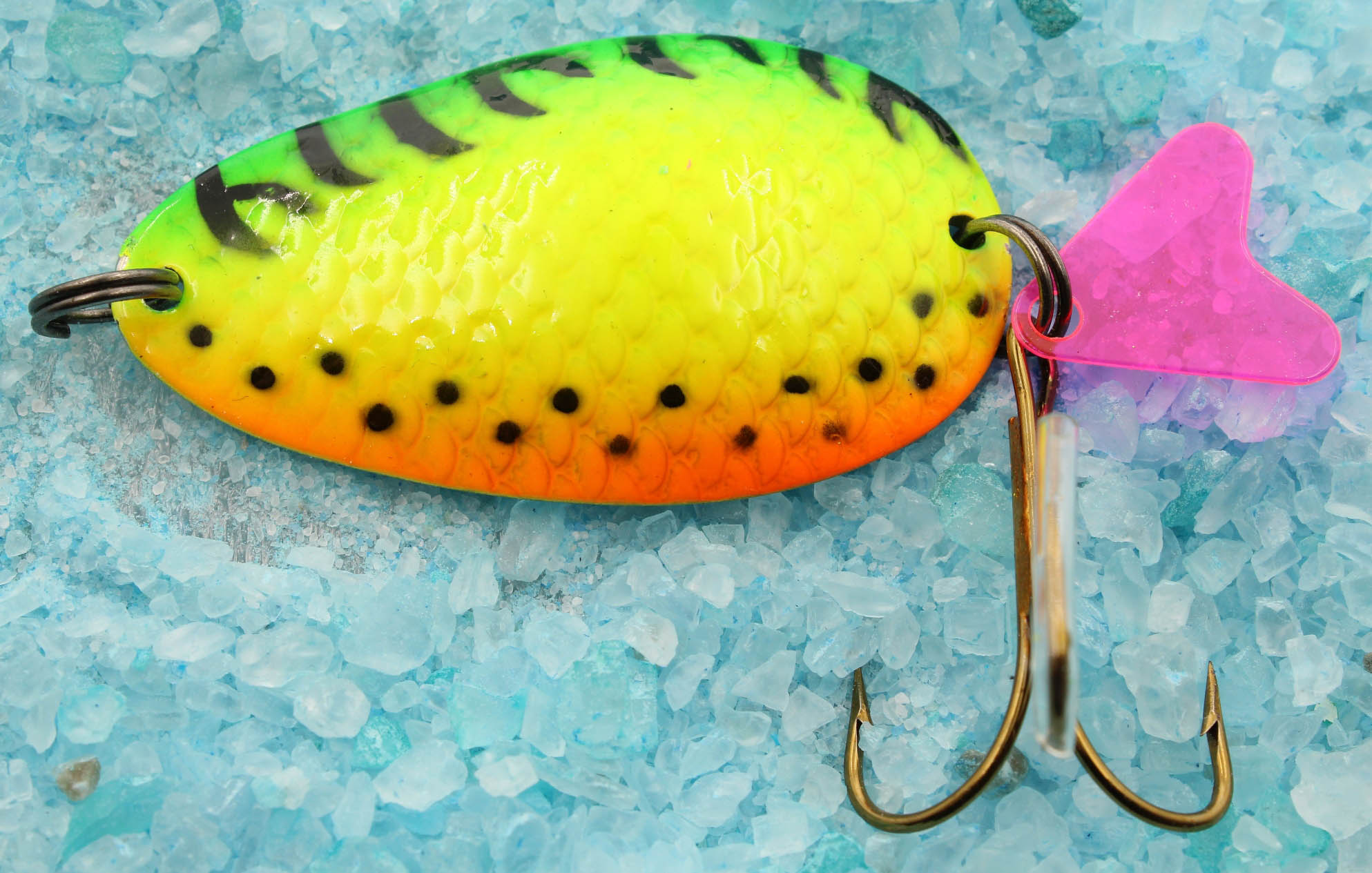 Trophy  размер 60 мм, вес 24 гр, цвет A04 (5 шт)