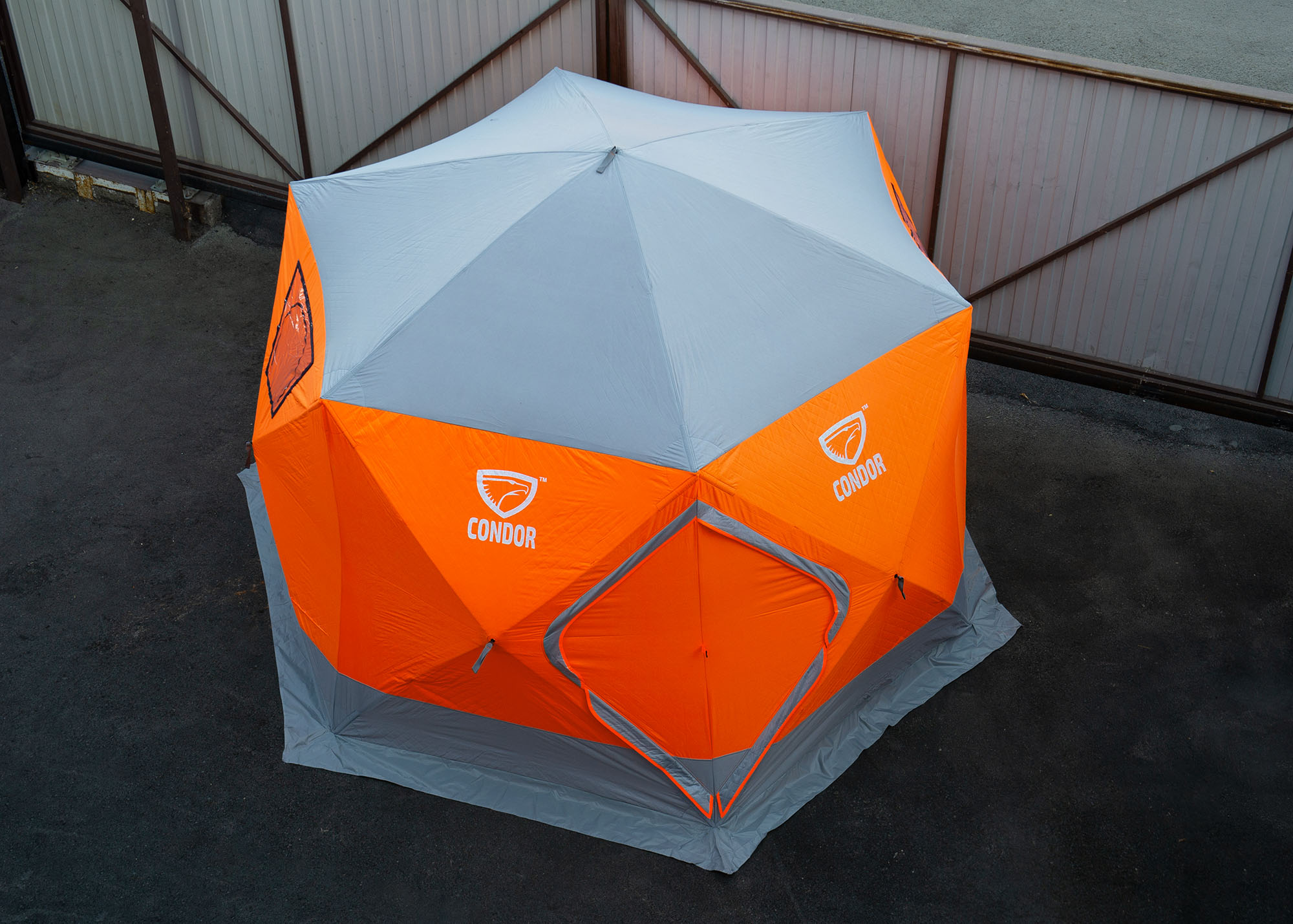 Палатка Куб "CONDOR" зимняя утепленная, 6 сторон, размер 3,6 х 3,2 х 2,2 оранжевый Палатка Куб "CONDOR" зимняя утепленная, 6 сторон, размер 3,6 х 3,2 х 2,2 оранжевый